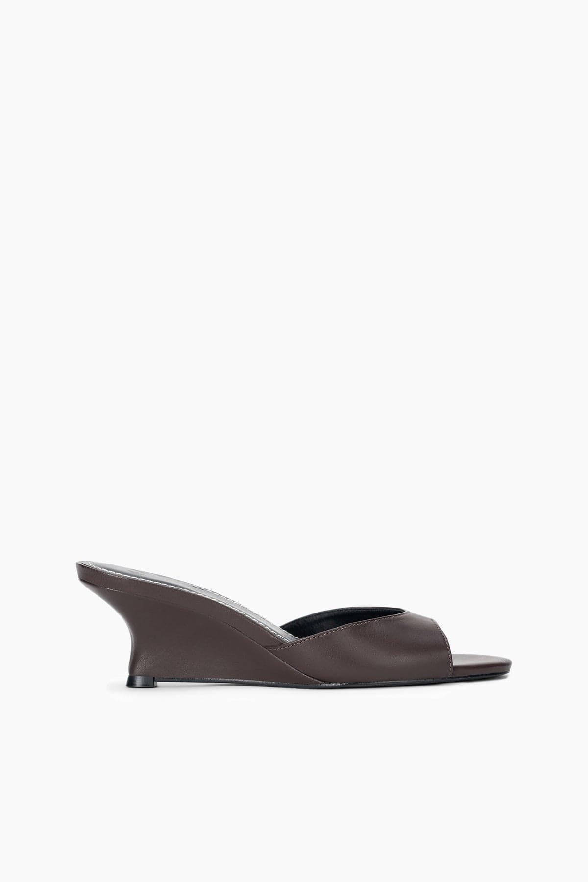 Staud Brigitte Wedge in Espresso