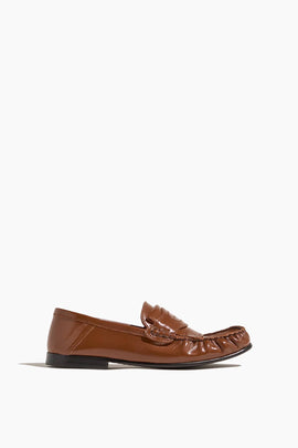 Tassel Loafer in Brown