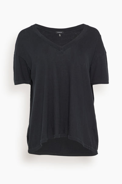 V-Neck Boxy Seamless T-Shirt in Black