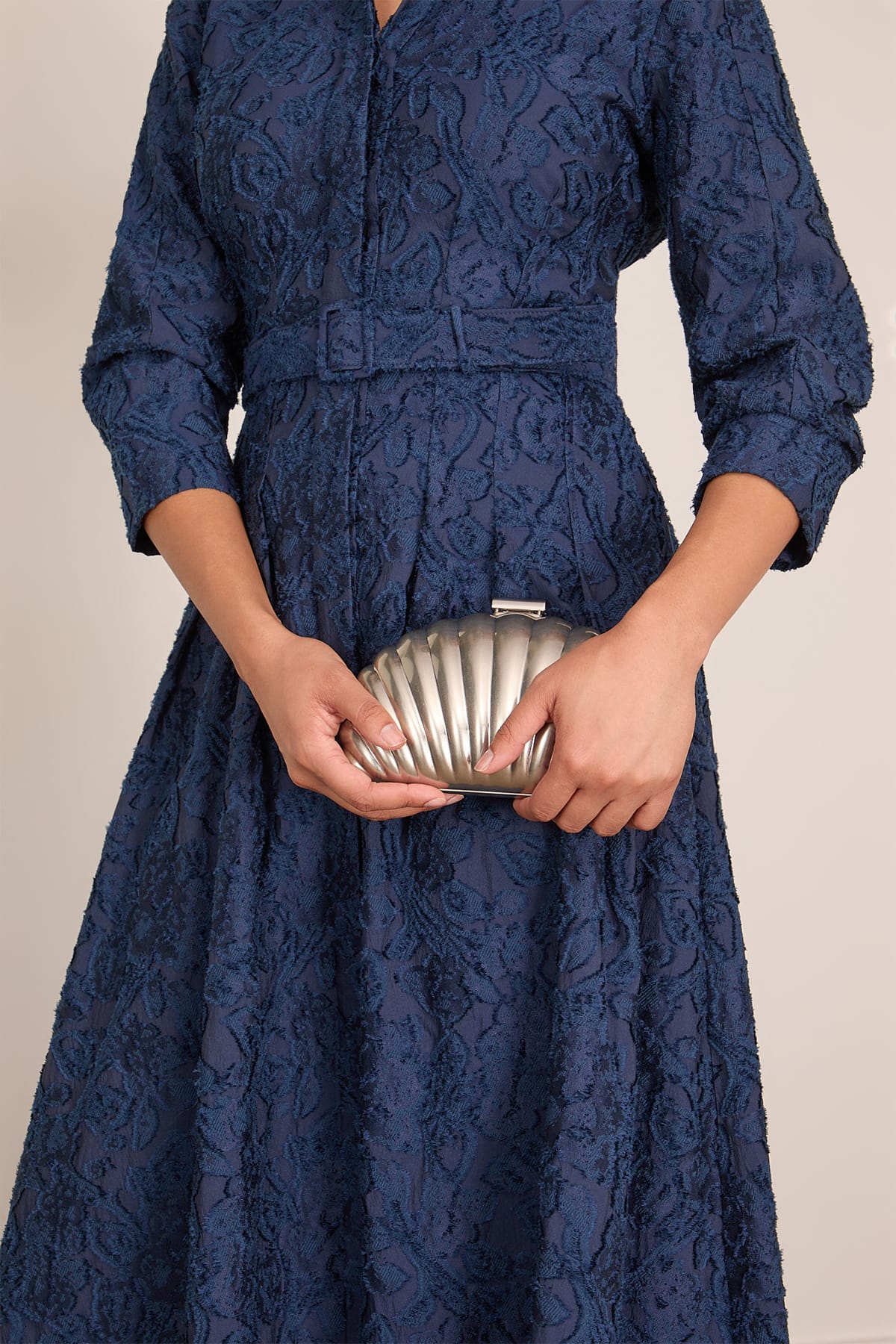 Simkhai Monet Shell Clutch in Silver
