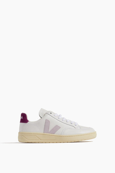 Veja Low Top Sneakers V-12 Sneakers in Extra White Parme Magenta
