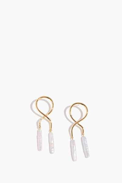 Etienne Earrings in Stick Pearl