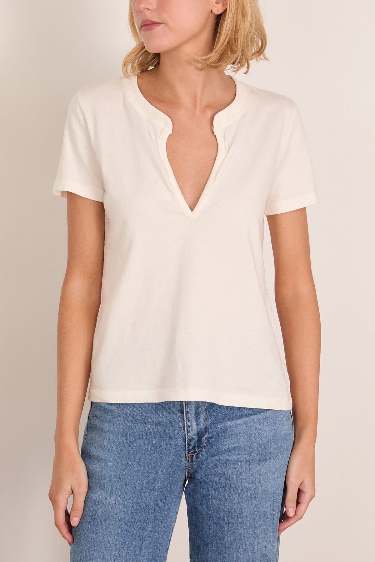 Askk NY Classic Henley Tee in Ivory