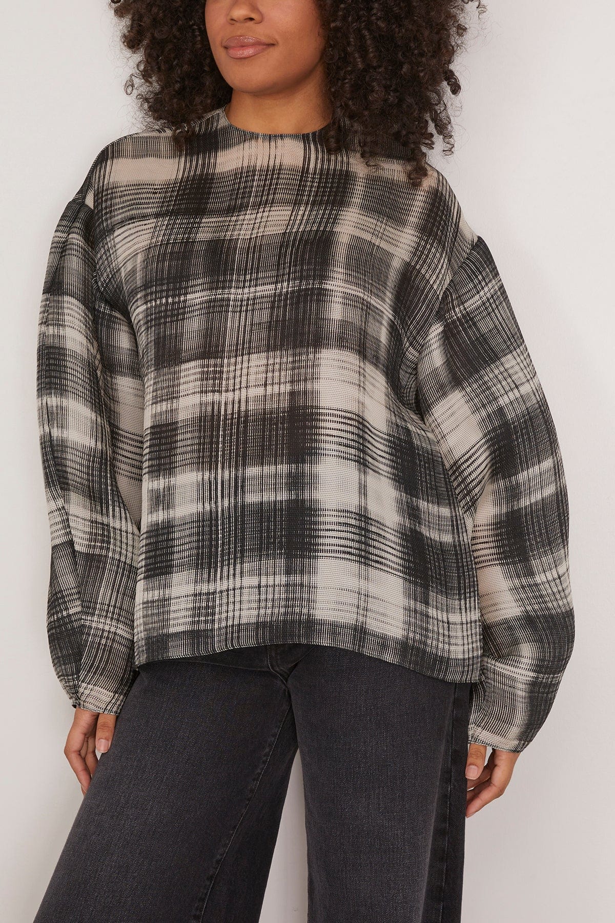 Brandon Maxwell The Briggs Relaxed Blouse with Balloon Sleeves in Smeared Plaid