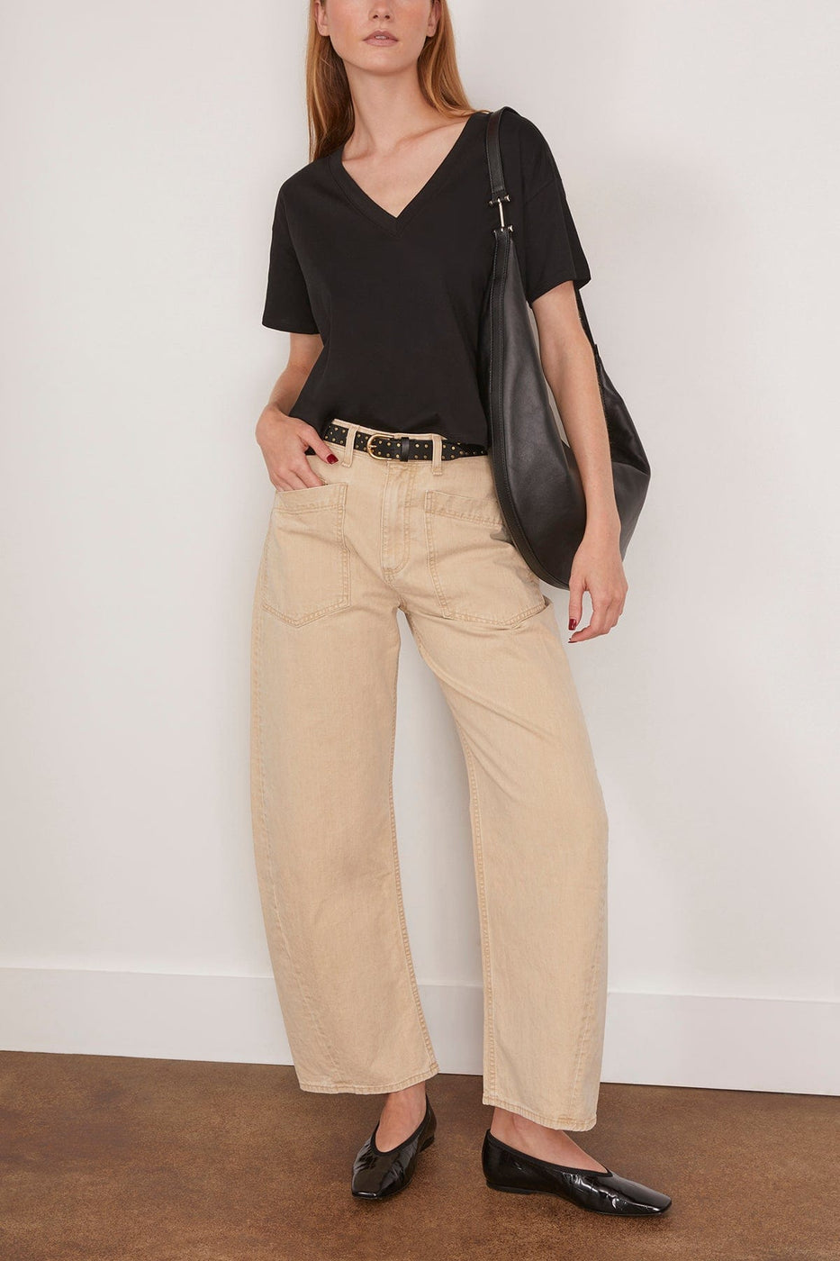 Loulou de Saison Faaa V-Neck T-Shirt in Black