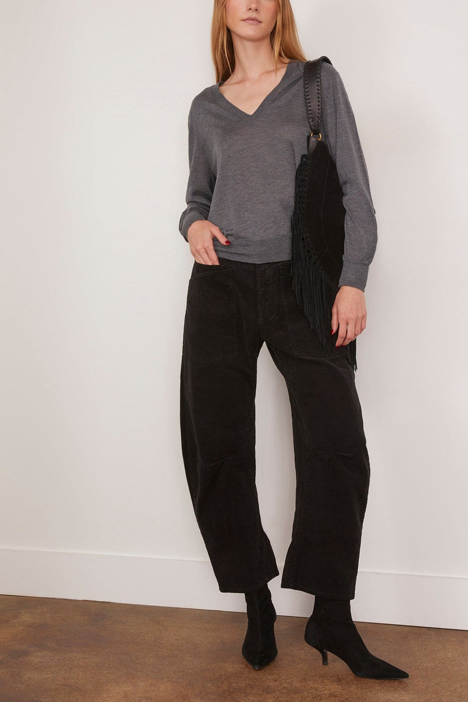 Loulou de Saison Julio V Neck Fine Knit Sweater in Anthracite Melange