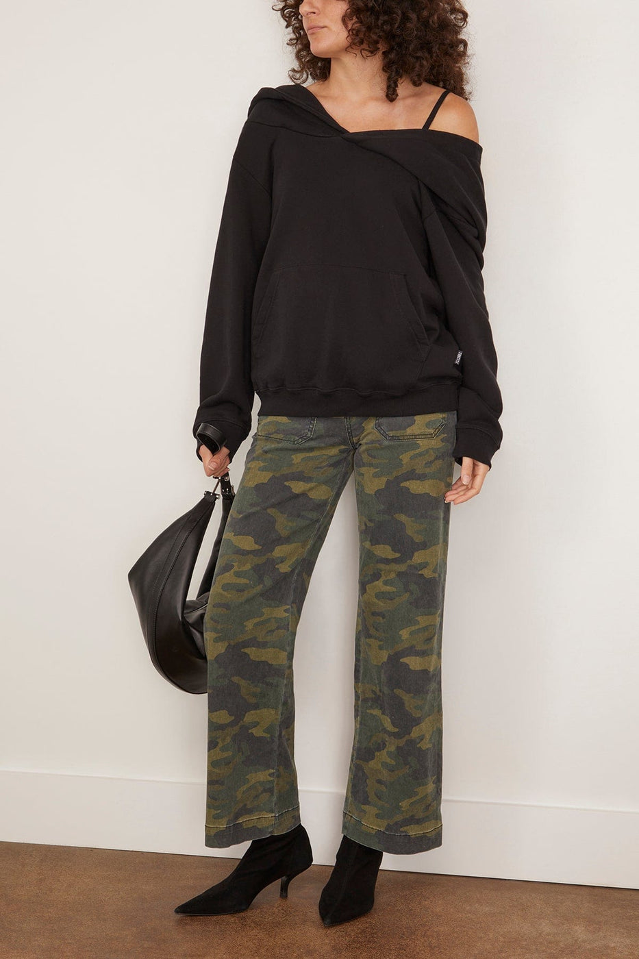 MM6 Maison Margiela Sweatshirt in Black