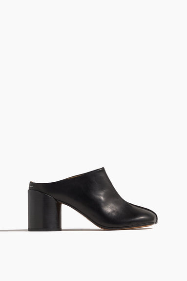 MM6 Maison Margiela Mules Slipper in Black MM6 Maison Margiela Slipper in Black