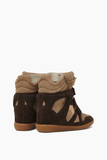 Bekett Sneaker in Chocolate/Sand Brown