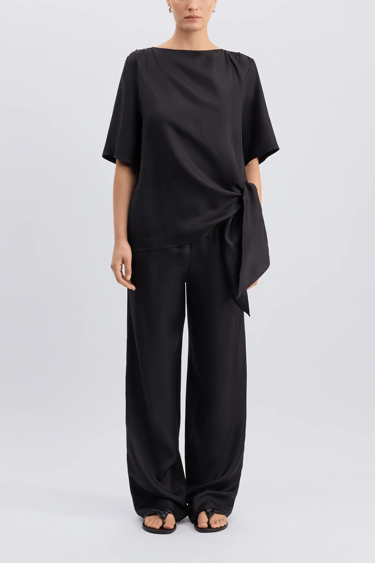 Loulou de Saison Mano Knotted Blouse in Black