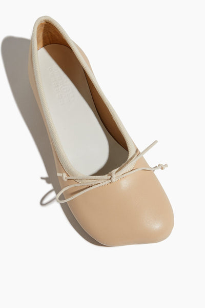 MM6 Maison Margiela Ballet Flats Ballet Shoes in Nude MM6 Maison Margiela Ballet Shoes in Nude