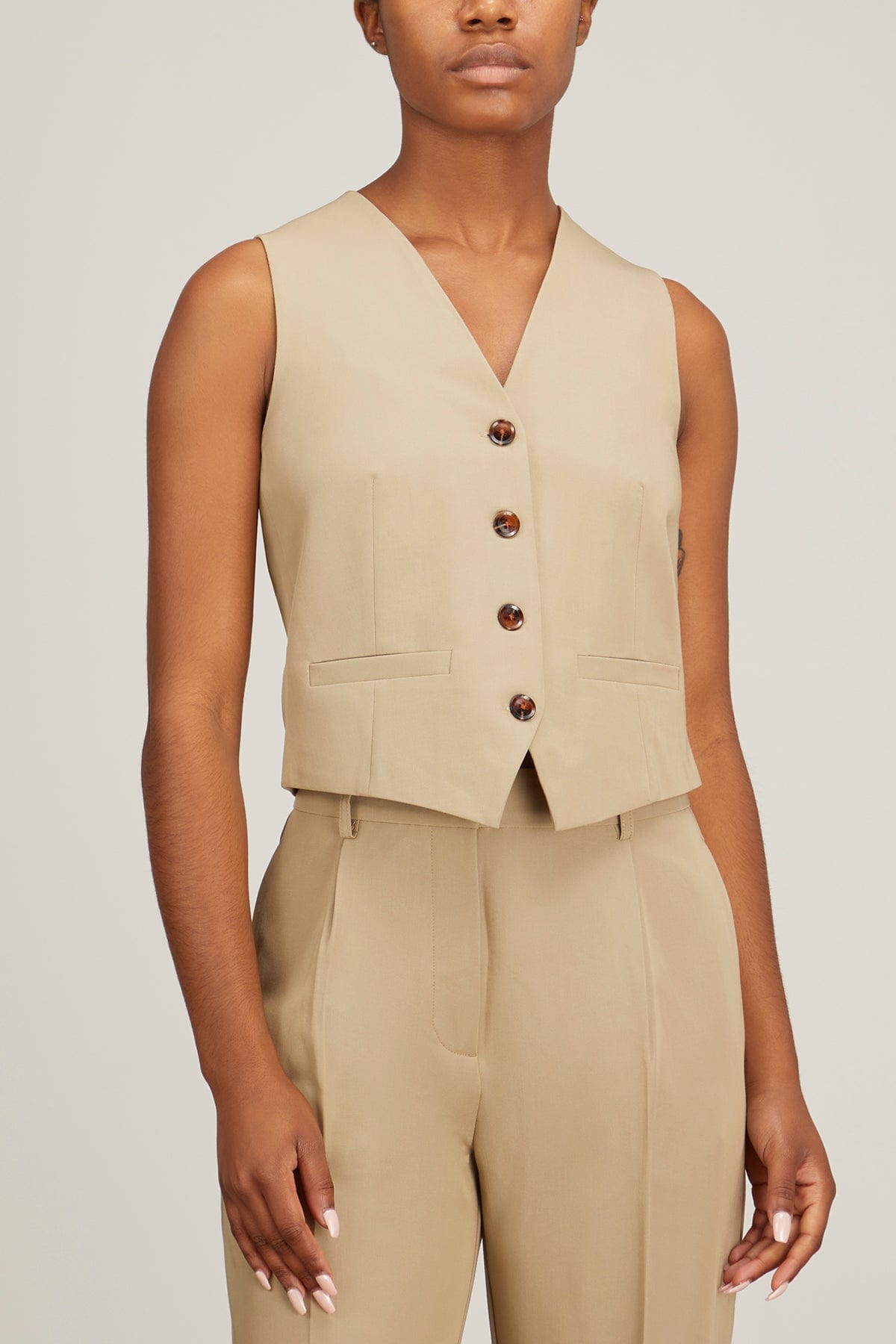 Samsoe Samsoe Tops Ramona Vest in Silver Sage Samsoe Samsoe Ramona Vest in Silver Sage