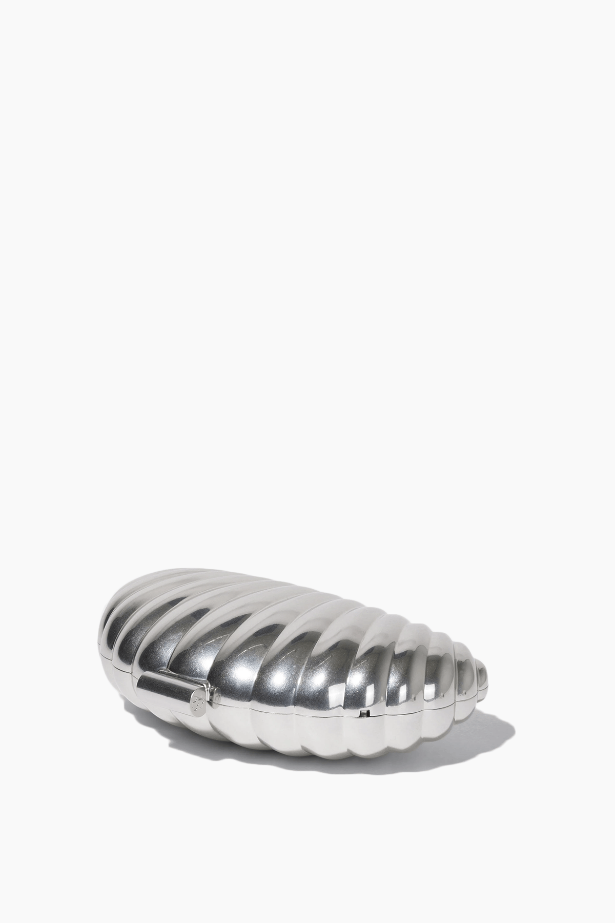 Simkhai Monet Shell Clutch in Silver