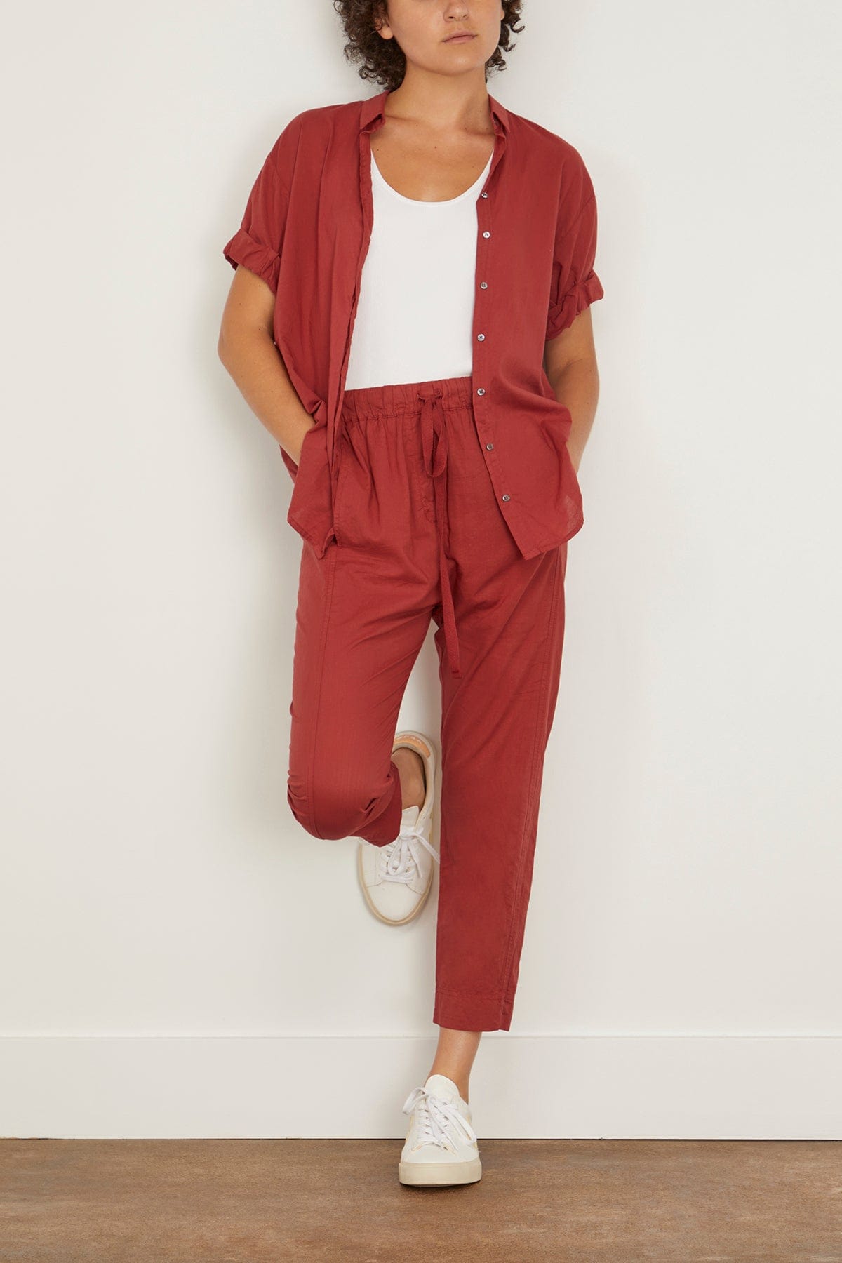 Xirena Pants Draper Pant in Brick Red Xirena Draper Pant in Brick Red