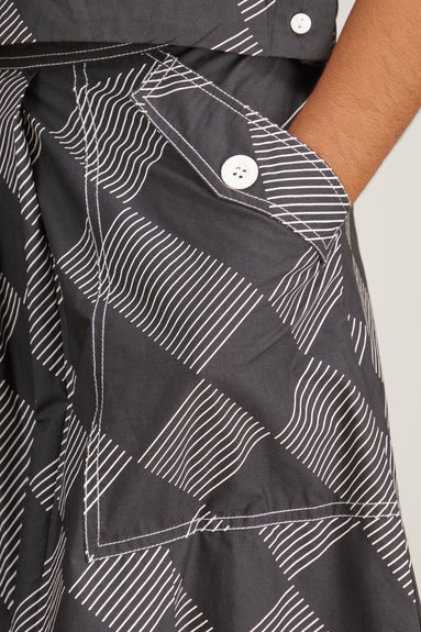 Lovebirds Skirts Center Channel Skirt in Black Cross Chess