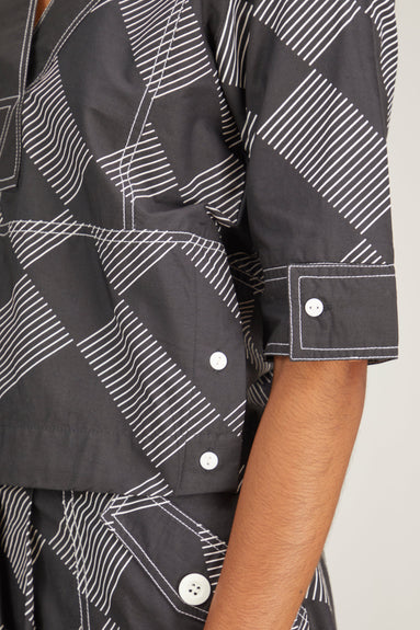 Lovebirds Tops Folded Sleeve Crop Top in Black Cross Chess