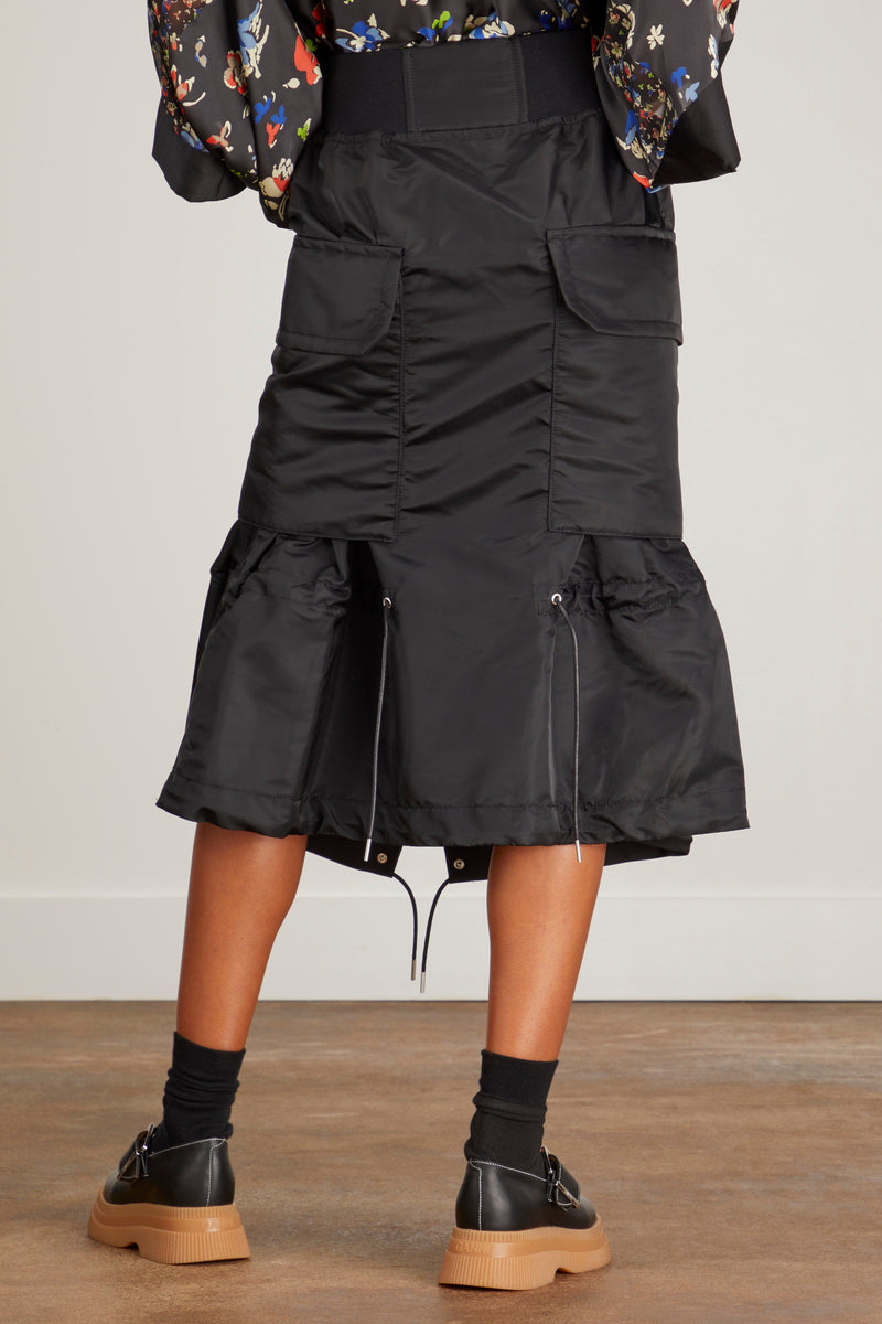Sacai Nylon Twill Skirt in Black – Hampden Clothing