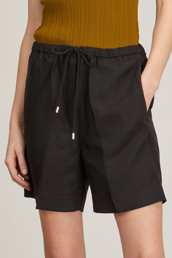 Toteme Press Creased Drawstring Shorts in Black – Hampden Clothing